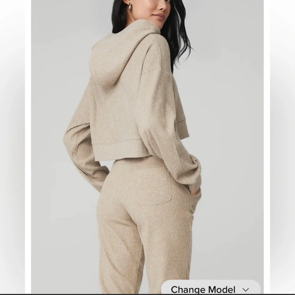 Alo Muse Hoodie Sweater